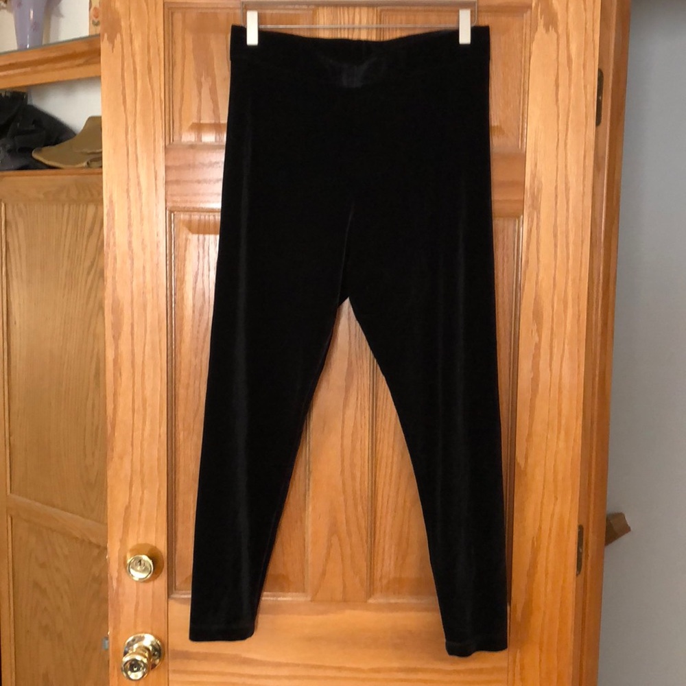 Black plush leggings